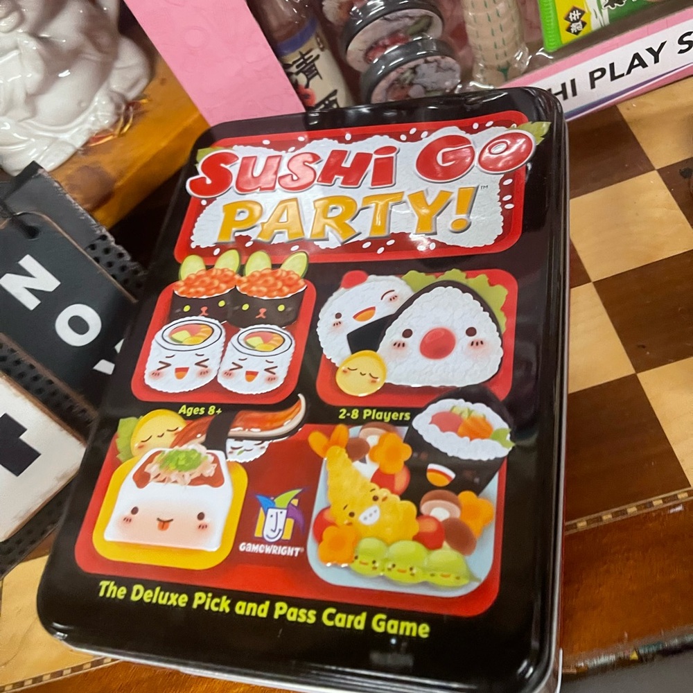 Sushi 🍣
Bundle - Picture 2 of 10